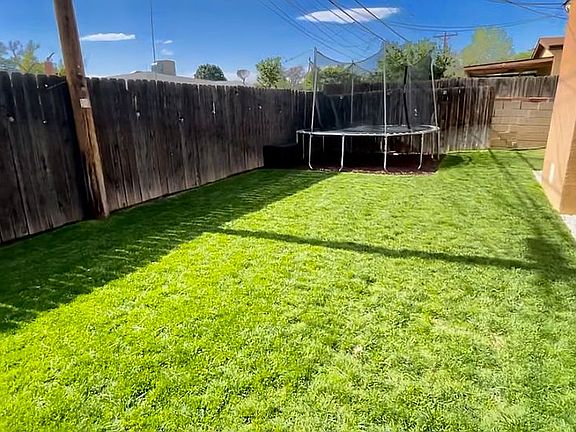 4th image of 3015 Manzano St NE