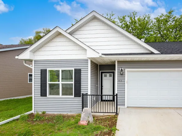 602 E Madison Ave #43, Milton, WI 53563