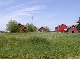 18000 W Holt Rd, Brooklyn, WI 53521