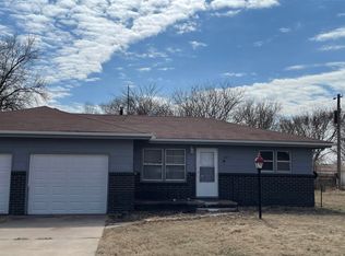 203 W 2nd St #205, Douglass, KS 67039