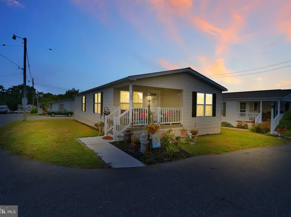 25 Stonehill Park, Annville, PA 17003