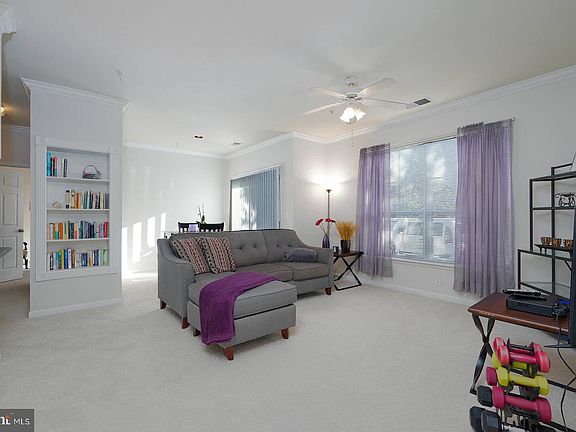 4th image of 19625 Galway Bay Cir APT 104