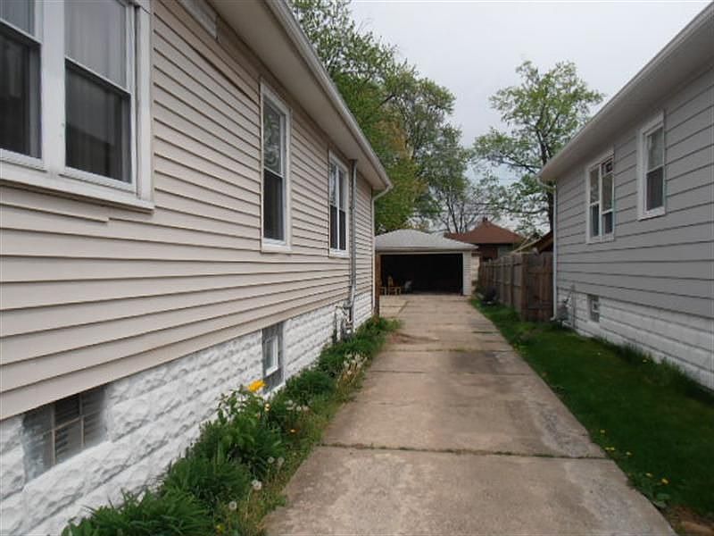 2nd image of 537 Freeland Ave