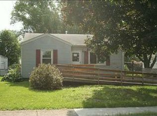 4027 15th St, Des Moines, IA 50313