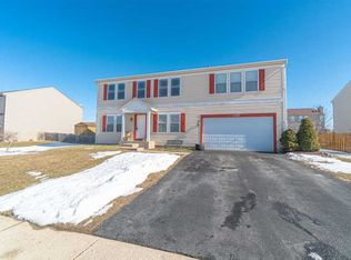 1548 Danesfield Dr, Belvidere, IL 61008