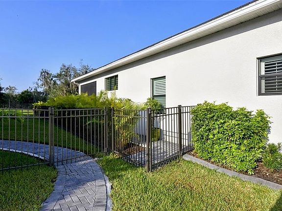 4th image of 9009 Bernini Pl