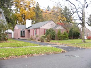 732 Bryant St, Stroudsburg, PA 18360
