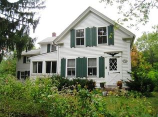 26 Fruit St, Hopkinton, MA 01748