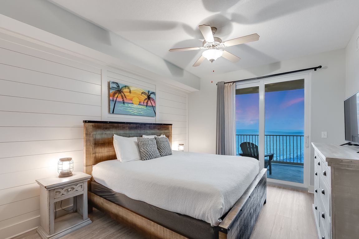 15928 Front Beach Rd 2202 Twilight - AWP Media 011