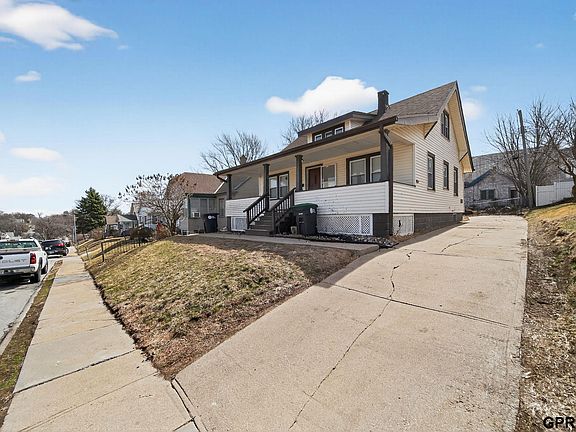 3rd image of 4325 Binney St