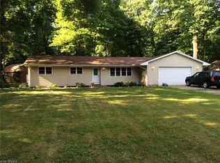 13914 Thompson Rd, Vermilion, OH 44089