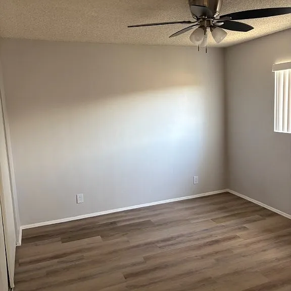 Bayview Apartments — Photo 9