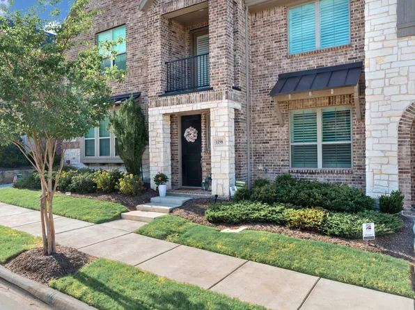 1298 Casselberry Dr, Flower Mound, TX 75028