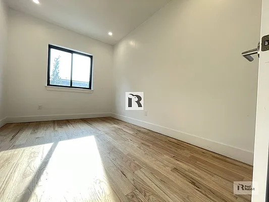 Rented by PadRabbit LLC | media 18