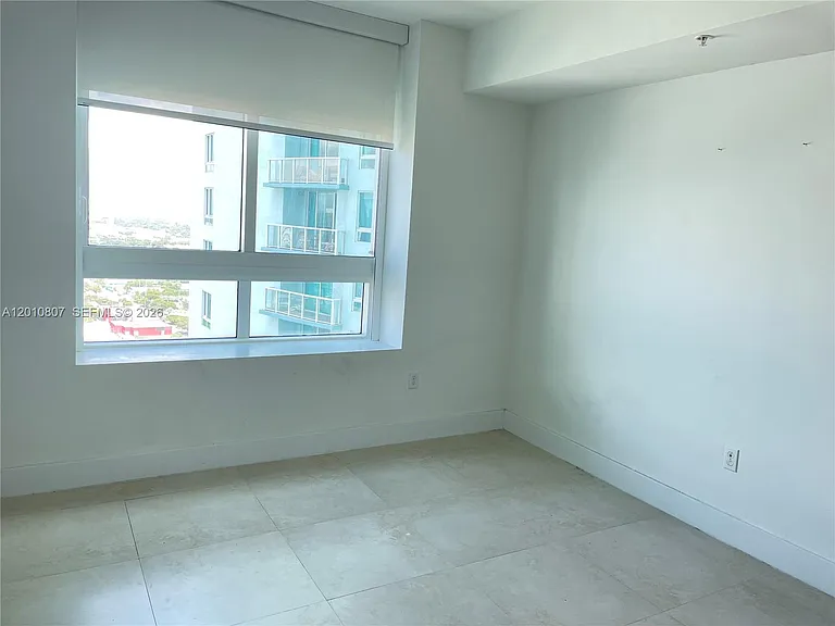 1900 N Bayshore Dr #3311 — Photo 6