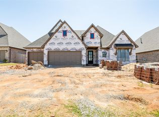 2233 W Charlotte St, Broken Arrow, OK 74011