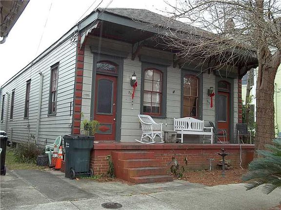 2nd image of 213-15 Delaronde St