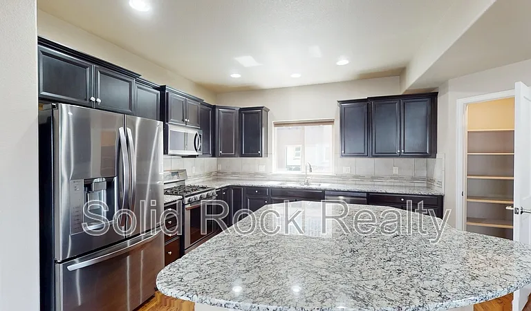 6404 Cubbage Dr — Photo 4