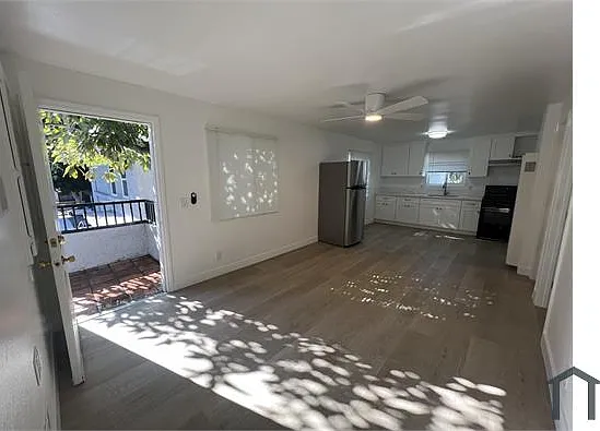 914 Elm Ave