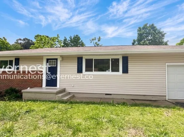 1206 Cranbrook Dr, Hixson, TN 37343