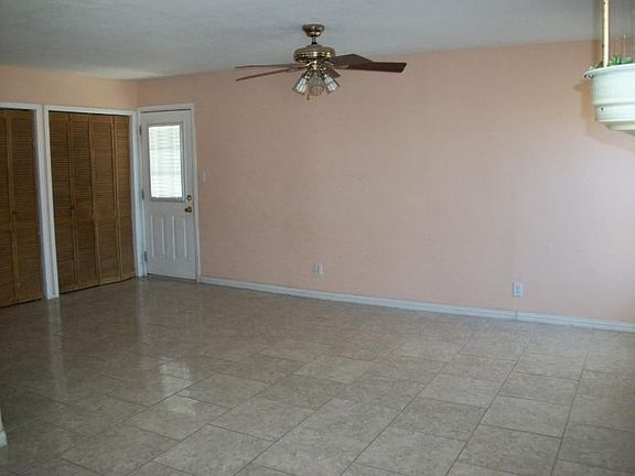3rd image of 1829 Beckwood Pl