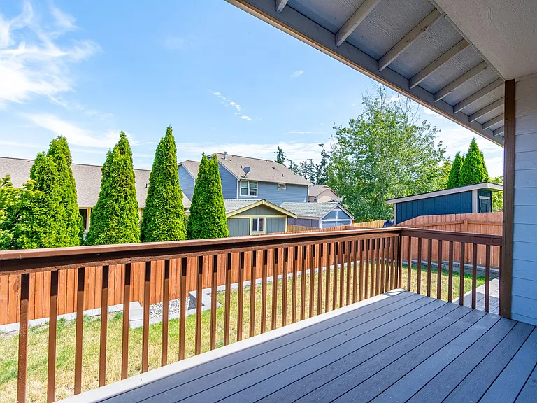 1640 SW Downfield Way — Photo 32