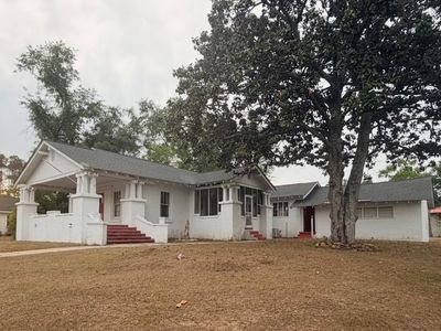 621 Jefferson St E, Douglas, GA, 31533