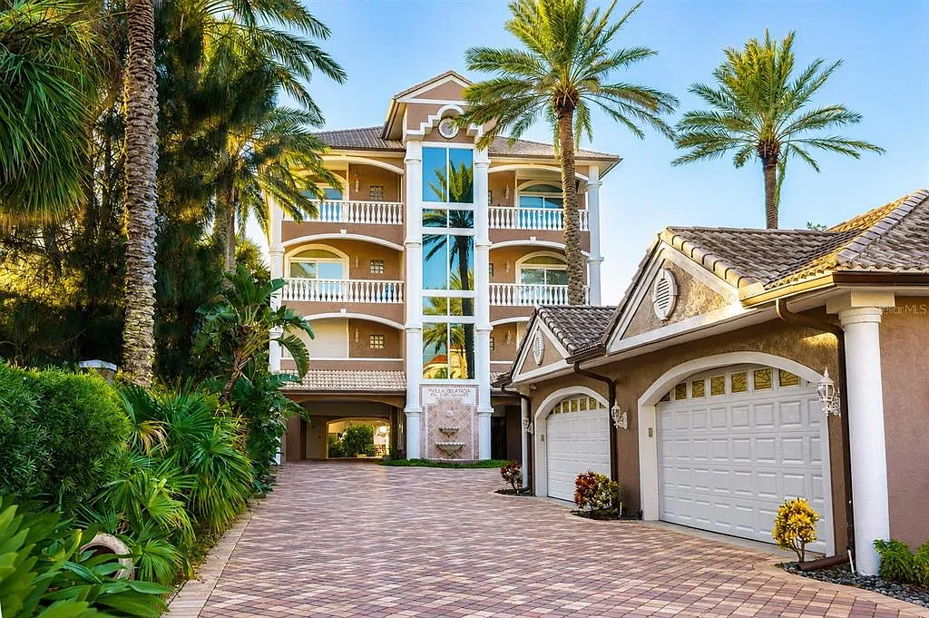 4 bed, 3.0 bath, 3539 sqft, $30,000 — Photo 1