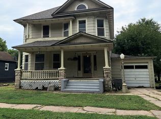 605 S Lincoln Ave, Chanute, KS 66720