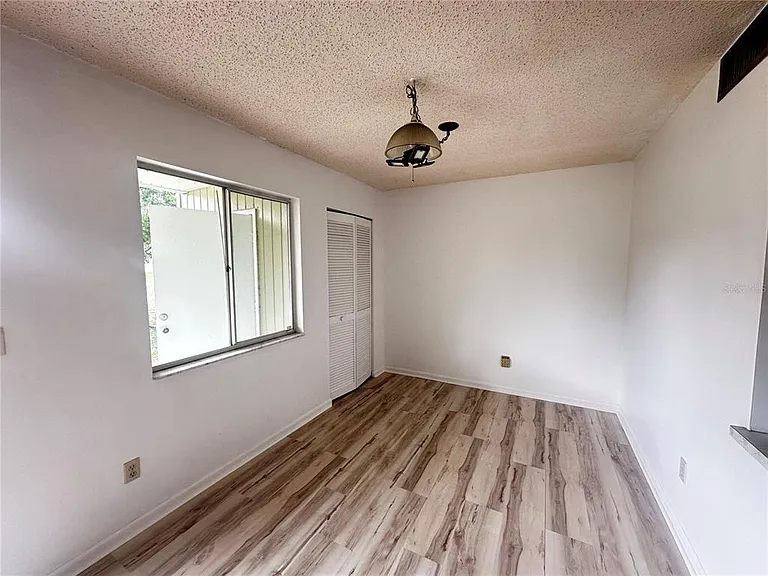 593 Fairways Cir #A — Photo 4