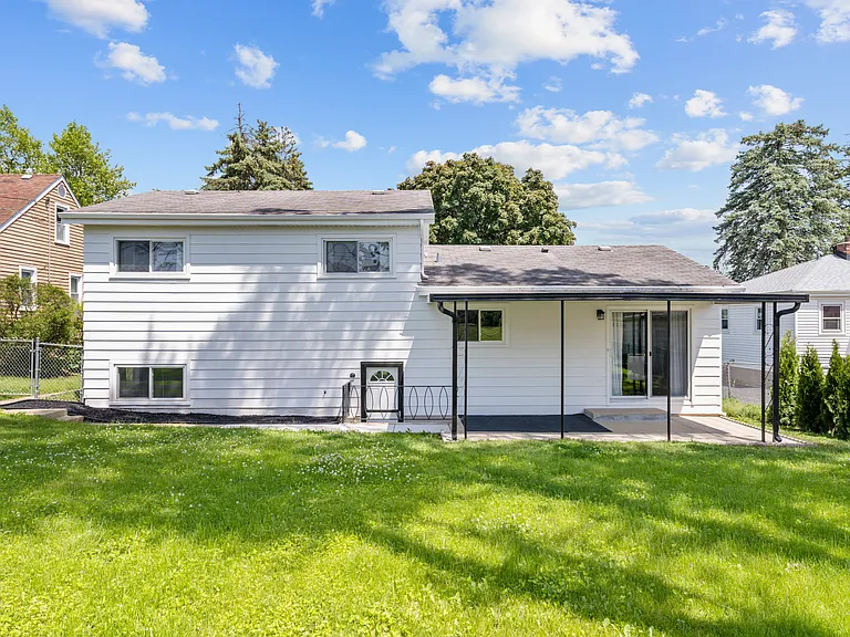 788 N Emroy Ave — Photo 44