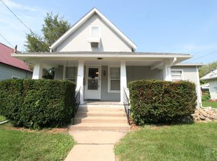 607 W Van Buren St, Centerville, IA 52544
