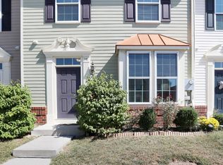 38 Erie Pl, Falling Waters, WV 25419