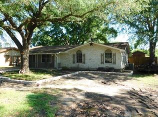 106 Denning St, Pineland, TX 75968