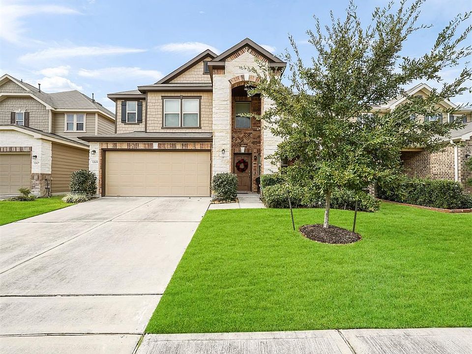 1st image of 12631 Arbor Garden Ln