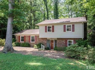 5320 Collingswood Dr, Raleigh, NC 27609