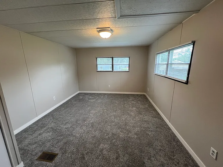 113 Speer Dr — Photo 10