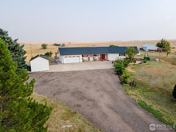 3rd image of 39660 E 160th Ave