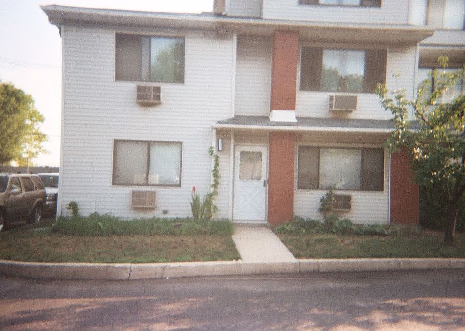 1st image of 18 Richmond Ct #9A