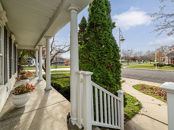 3rd image of 413 Edgewater Dunes Pkwy