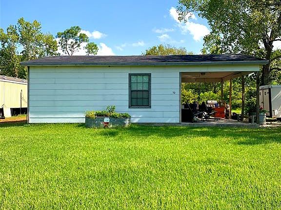 3rd image of 10 Burke Ct