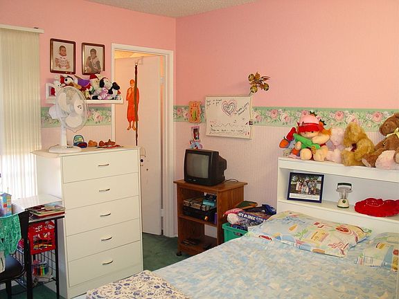 5th image of 1651 S Juniper St Unit 168