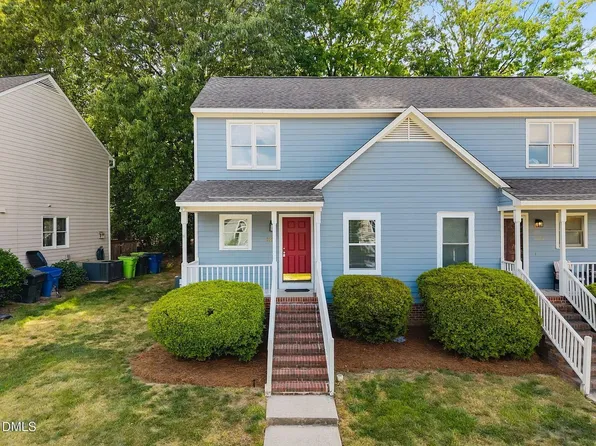 1627 Oakland Hills Way, Raleigh, NC 27604
