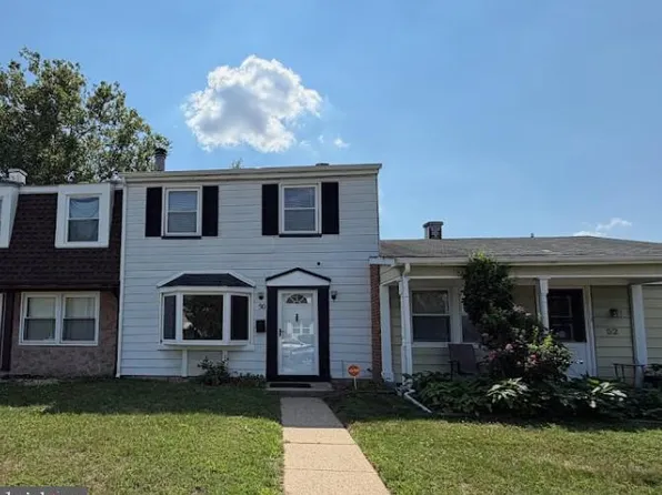 50 Raeburn Ln, Willingboro, NJ 08046