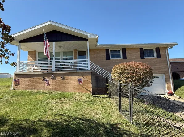 88 Walker Manor Dr, Colliers, WV 26035