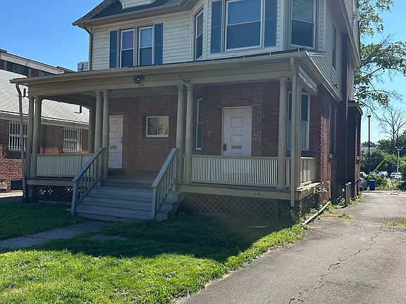 3rd image of 104 Gillett Street