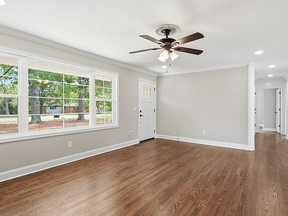 4th image of 512 Johnson St