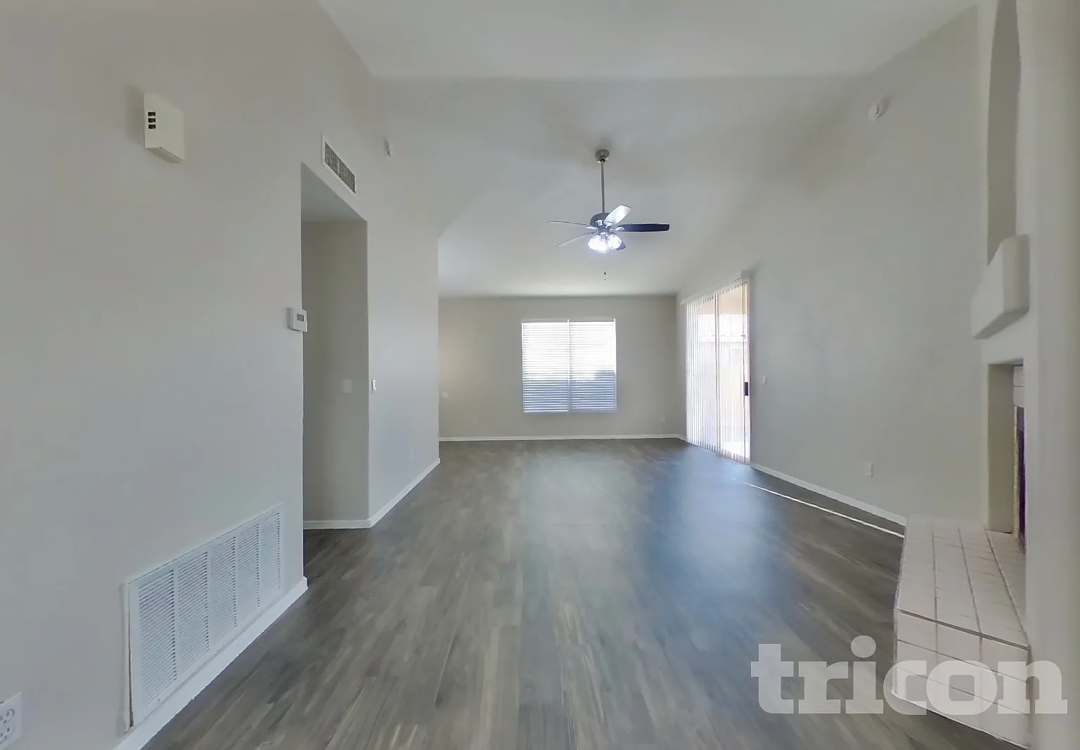 8961 W Kathleen Road Peoria AZ — Photo 4