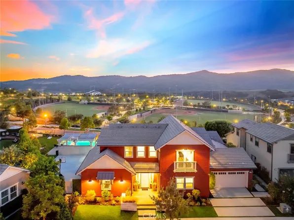 225 Topaz St, Mission Viejo, CA 92694