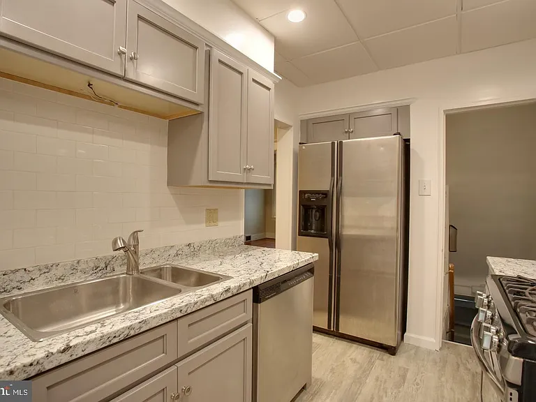 420 Sunset Rd — Photo 4